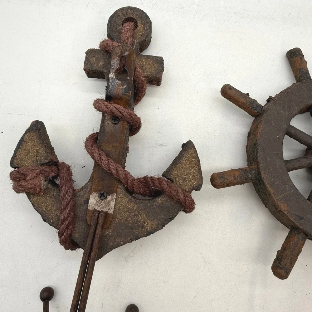 Rustic‎ Nautical Wall Hooks Set Anchor and Ships Wheel Brown 2pc resin rope